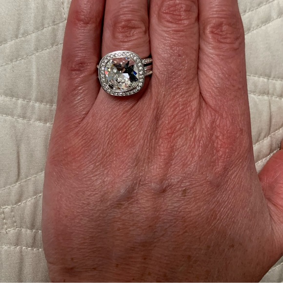 Authentic Swarovski Crystal Simplicity Cocktail/Engagement/Wedding Ring Size 58 - Picture 3 of 14